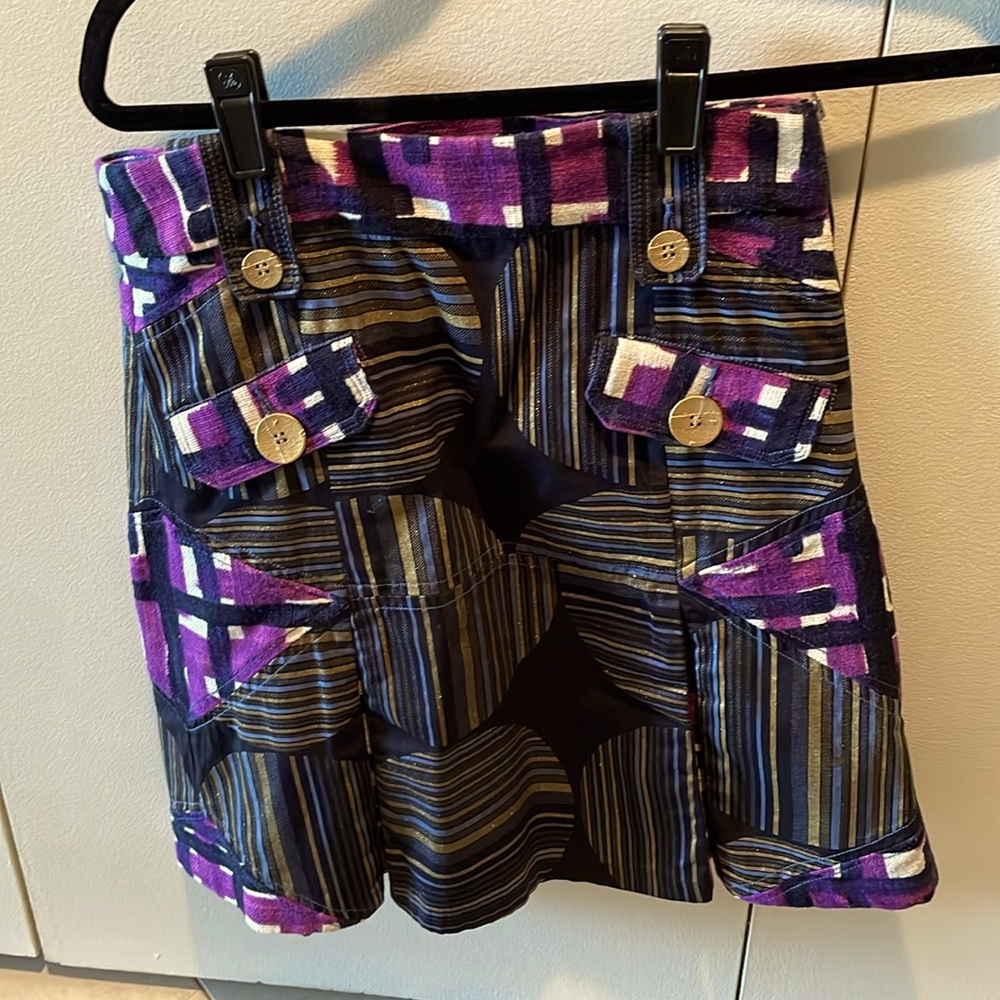 Custo skirt